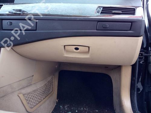 Used Glove box BMW 5 (E60) 530 xd (231 hp) 10733714