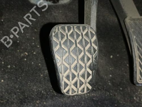 Used Break pedal Break pedal FORD TOURNEO COURIER B460 MPV 1.5 EcoBlue (100 hp) 40599774 40599774