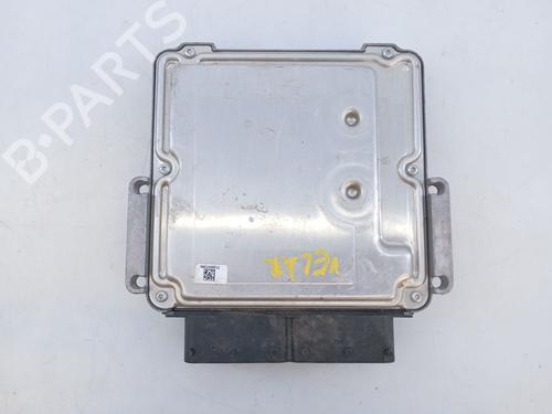 Used Engine control unit (ECU) Engine control unit (ECU) LAND ROVER RANGE ROVER VELAR (L560) 2.0 D180 TD4 4x4 (180 hp) 39961716 39961716