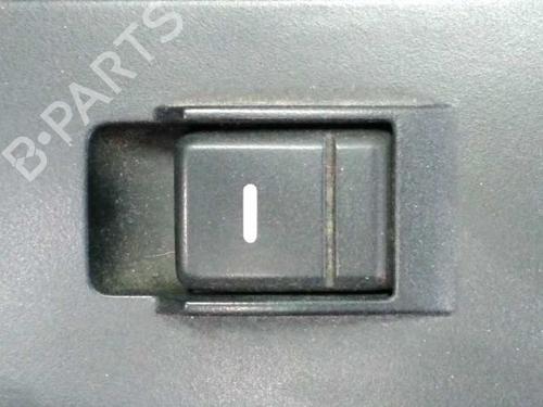 Used Right front window switch LAND ROVER DISCOVERY III (L319) 2.7 TD 4x4 (190 hp) 6257437