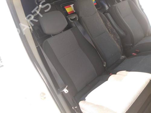 Boîte à Fusibles RENAULT MASTER III Platform/Chassis (EV, HV, UV) 2.3 dCi 130 RWD (HV01, HV10, HV11, HV12, UV01, UV10,... | BP8045409E1 