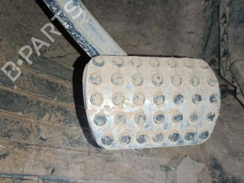 Used Break pedal MERCEDES-BENZ M-CLASS (W164) ML 320 CDI 4-matic (164.122) (224 hp) 28070889