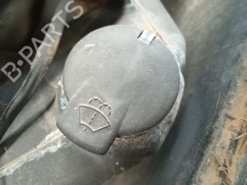 Used Windscreen washer tank RENAULT EXPRESS Box Body/MPV 1.5 Blue dCi 75 (F6AA) (75 hp) 28071699