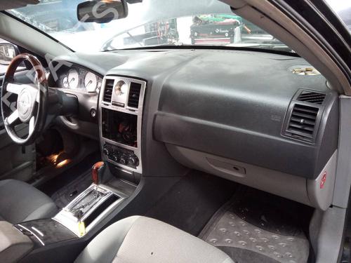 Instrumentbræt CHRYSLER 300C (LX, LE) 3.0 CRD (218 hp) 19792635