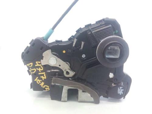 Front right lock TOYOTA COROLLA Saloon (_E15_) 2.0 D-4D (ADE150) 6903012490 | E2-B4-5-1