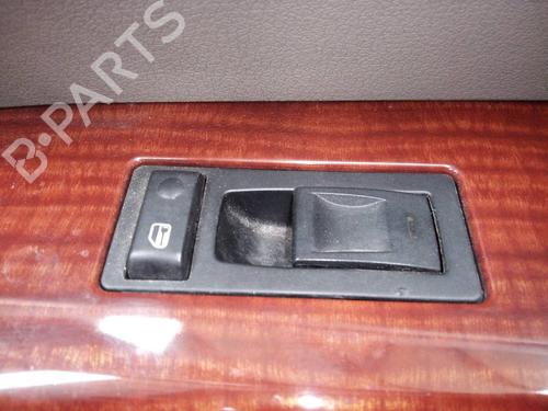 Used Right front window switch JEEP GRAND CHEROKEE III (WH, WK) 3.0 CRD (218 hp) 18530315
