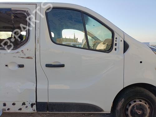 Used Right front door RENAULT TRAFIC III Bus (JG_) 1.6 dCi 95 (JGMR, JGMJ) (95 hp) 27889891