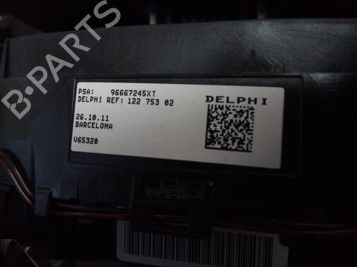 Kontantrulle Airbag /Stelring PEUGEOT 3008 I MPV (0U_) 1.6 HDi (114 hp) 16684487
