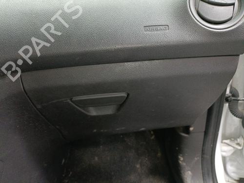 Used Glove box Glove box 37467082 37467082
