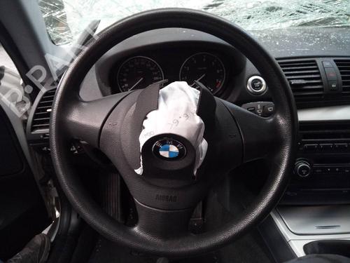 Used Steering wheel BMW 1 (E81) 120 i (170 hp) 17239945