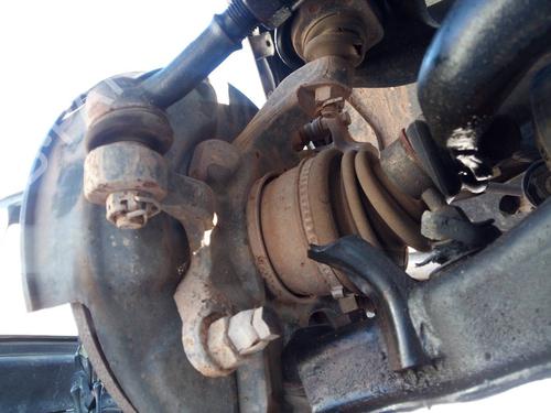 Used Right front steering knuckle NISSAN TERRANO II (R20) 2.7 TDi 4WD (125 hp) 13582557