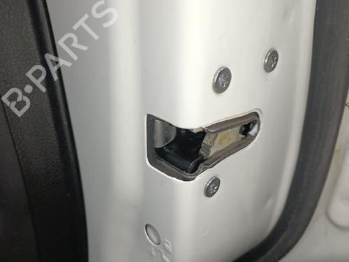 rear-right-lock-jeep-renegade-suv-bu-b1-bv-2014-37073177 main image