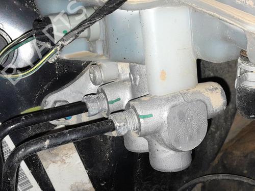 Used Brake master cylinder JEEP PATRIOT (MK74) 2.0 CRD 4x4 (140 hp) 23391279