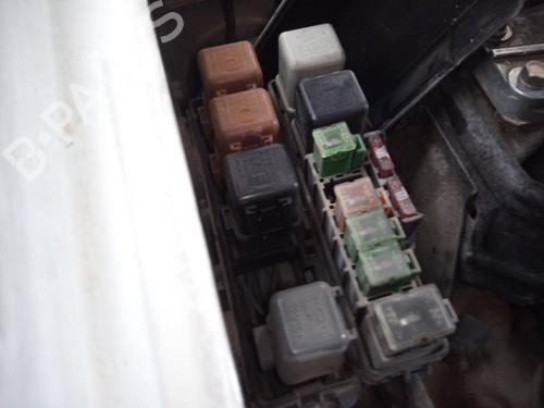 Used Fuse box FORD MAVERICK (UDS, UNS) [1993-1998]  22715778