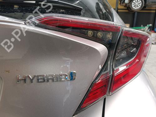 Used Right tailgate light Right tailgate light TOYOTA C-HR (_X1_) 1.8 Hybrid (ZYX10_, ZYX11_) (98 hp) 40196236 40196236