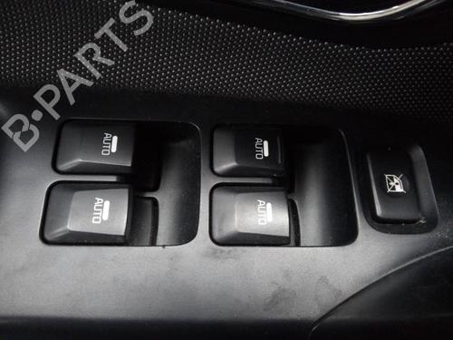 Used Left front window switch KIA CEE'D Sportswagon (JD) 1.6 GDI (135 hp) 12572671