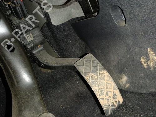 pedal-vw-polo-vi-aw1-bz1-ae1-2017-33427740 main image