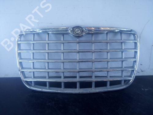 Used Grille CHRYSLER 300C (LX, LE) 3.0 CRD (218 hp) 19792633