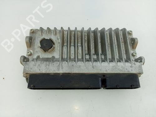Used Engine control unit (ECU) TOYOTA YARIS (_P13_) 1.5 Hybrid (NHP130_, NHP130) (101 hp) 13400687