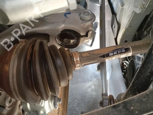 Used Left front driveshaft SKODA KAROQ (NU7, ND7) 2.0 TDI 4x4 (150 hp) 28725917