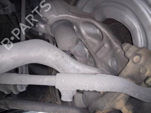 Used Left front steering knuckle BMW 1 (F21) 116 d (116 hp) 17046303