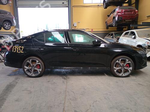 Brugte SKODA OCTAVIA IV Combi (NX5, PV5) 1.4 TSI RS iV (150 hp) 4052204