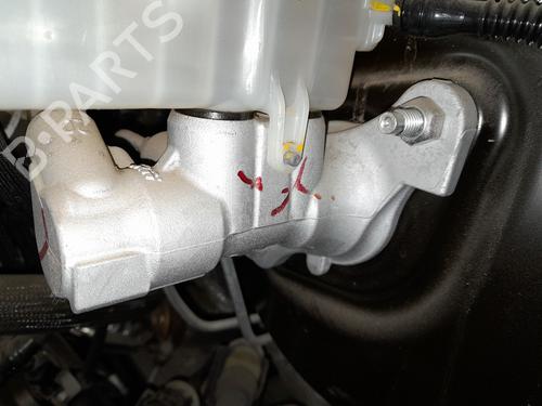 bomba-de-freno-dacia-sandero-ii-2012-23088933 main image