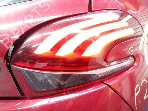 Used Right taillight PEUGEOT 208 I (CA_, CC_) 1.2 VTI 82 (82 hp) 16868247