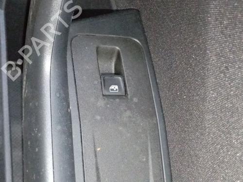 right-rear-window-switch-vw-t-roc-a11-d11-2017-33019140 main image
