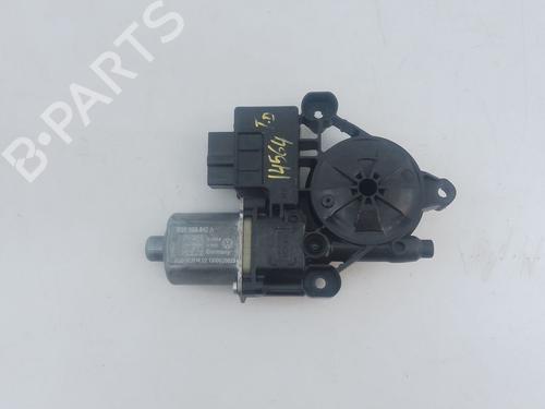 Used Right rear window motor Right rear window motor SEAT LEON (5F1) 1.2 TSI (105 hp) 39955460 39955460