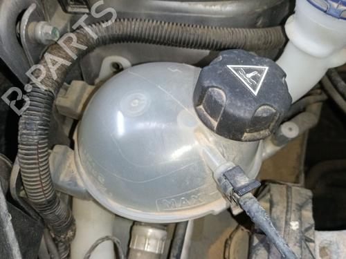Ekpansionstank PEUGEOT 2008 I (CU_) 1.2 VTi (82 hp) 31991099