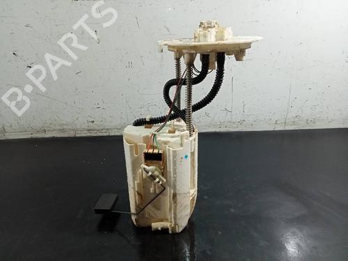 Used Fuel pump TOYOTA HILUX VIII Pickup (_N1_) 2.4 D (GUN112_, GUN122_, GUN135_, GUN120_, GUN135R,... (150 hp) 12572107