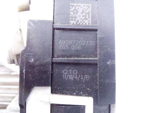 Front left lock VW CRAFTER 30-50 Van (2E_) 2.5 TDI | BP10554103C98 