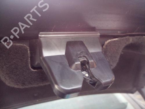 Used Tailgate lock TOYOTA AVENSIS Saloon (_T27_) 2.0 D-4D (ADT270_, ADT270R) (124 hp) 11280052