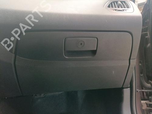 Used Glove box Glove box 38509662 38509662