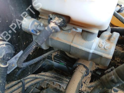 Used Brake master cylinder FORD TRANSIT V363 Van (FCD, FDD) 2.0 EcoBlue (130 hp) 27833117