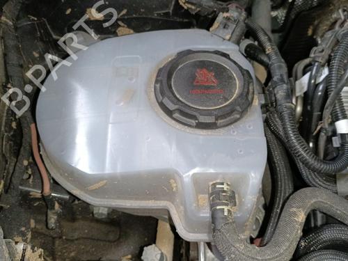Used Expansion tank AUDI Q3 (F3B) 35 TDI (150 hp) 30589865