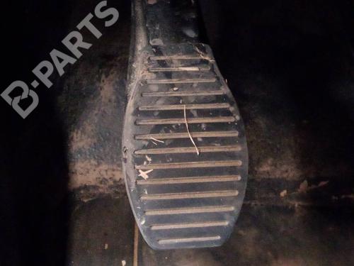 Used Clutch pedal Clutch pedal OPEL COMBO Tour (X12) 1.3 CDTI (C26, D26, E26, C05) (90 hp) 8788625 8788625