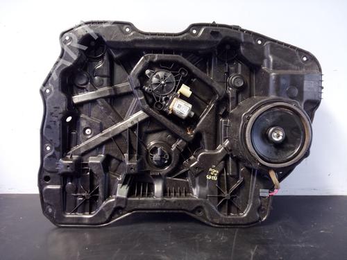 Rudehejsemekanisme Højre foran Rudehejsemekanisme Højre foran INEOS GRENADIER Closed Off-Road Vehicle 3.0 TTD 4x4 (GEC) (249 hp) 33649781 33649781