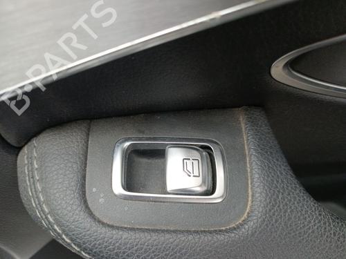 Used Right front window switch Right front window switch MERCEDES-BENZ C-CLASS T-Model (S205) C 200 BlueTEC / d (205.237) (136 hp) 40079867 40079867