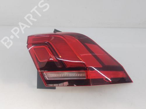 Used Right taillight VW TIGUAN (AD1, AX1) 2.0 TDI (150 hp) 31342384