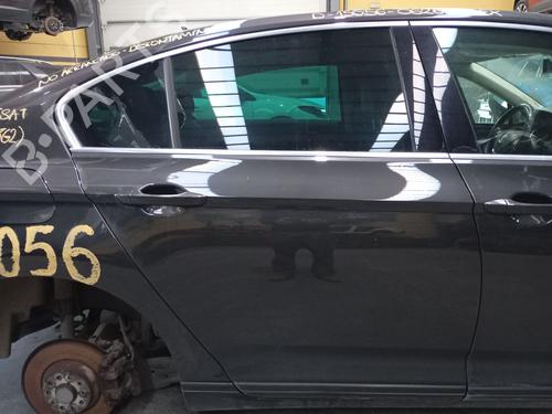 Used Right rear door Right rear door 38464743 38464743
