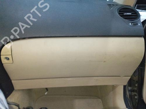 Boîte à gants LEXUS IS II (_E2_) 220d (ALE20) (177 hp) 31952604