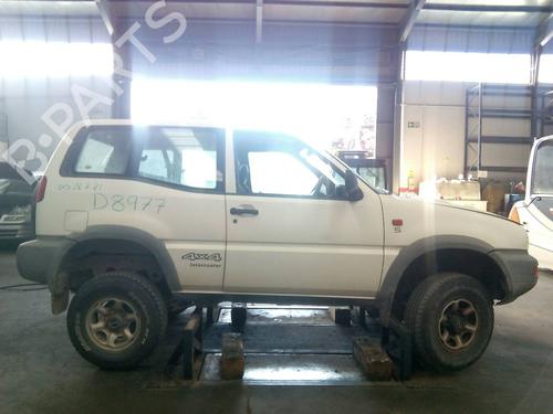 Front right lock NISSAN TERRANO II (R20)  | BP8671238C97 