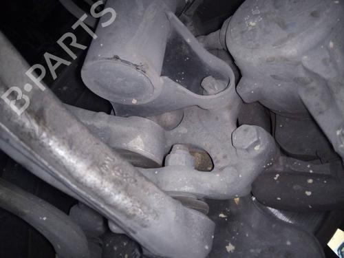 Used Right front steering knuckle MERCEDES-BENZ C-CLASS (W204) C 200 CDI (204.001) (136 hp) 8905893