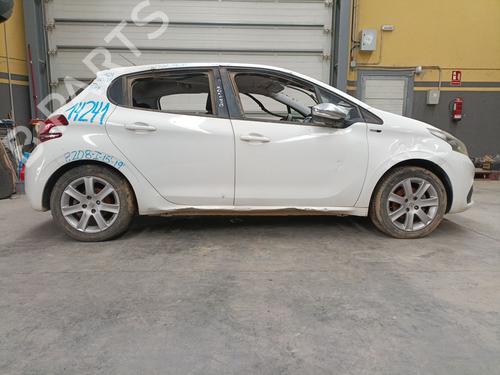 Clutch pedal PEUGEOT 208 I (CA_, CC_) 1.6 BlueHDi 100 | BP29973074I13