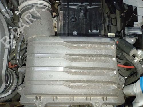 Used Air filter box Air filter box VW T-ROC (A11, D11) 1.5 TSI (150 hp) 32867440 32867440