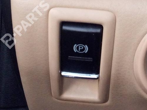 hand-brake-porsche-cayenne-92a-30-diesel-2010-9247140 main image