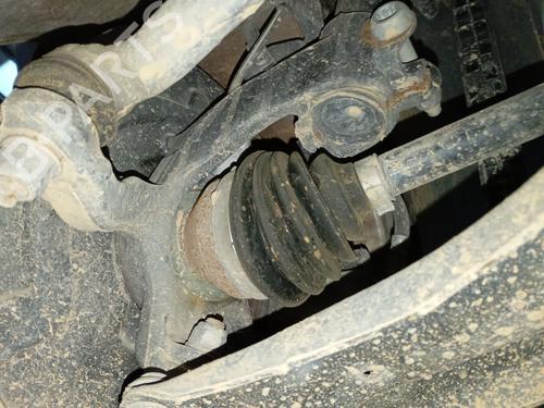 Used Left front steering knuckle SEAT IBIZA V (KJ1, KJG) 1.0 MPi (80 hp) 31644296