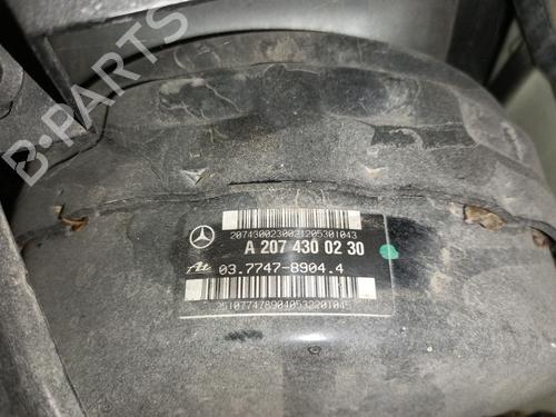 Rembekrachtiger MERCEDES-BENZ E-CLASS Coupe (C207) E 250 CDI / BlueTEC / d (207.303, 207.304) (204 hp) 30838681